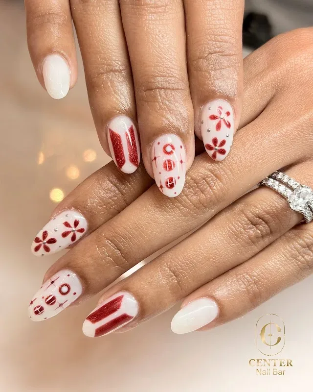 Center Nail Bar — Nail salon in Naples